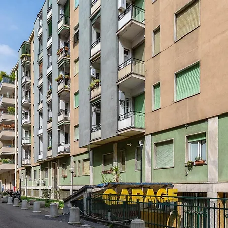 Lovely Flat With Balcony Cenisio, Sempione