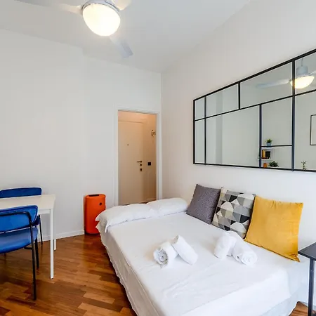 Lovely Flat With Balcony Cenisio, Sempione Appartamento *