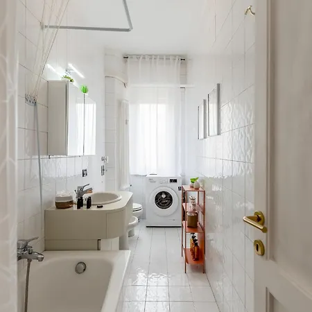 Lovely Flat With Balcony Cenisio, Sempione *