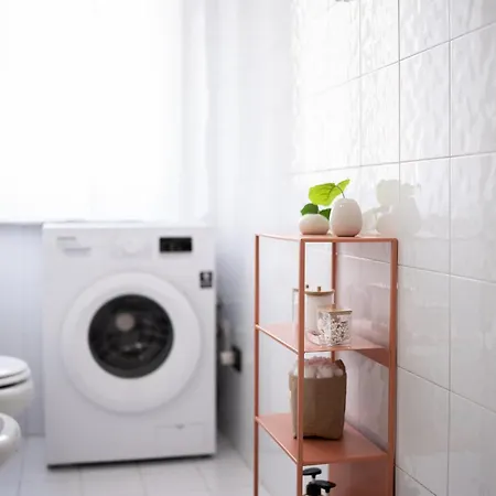 Lovely Flat With Balcony Cenisio, Sempione